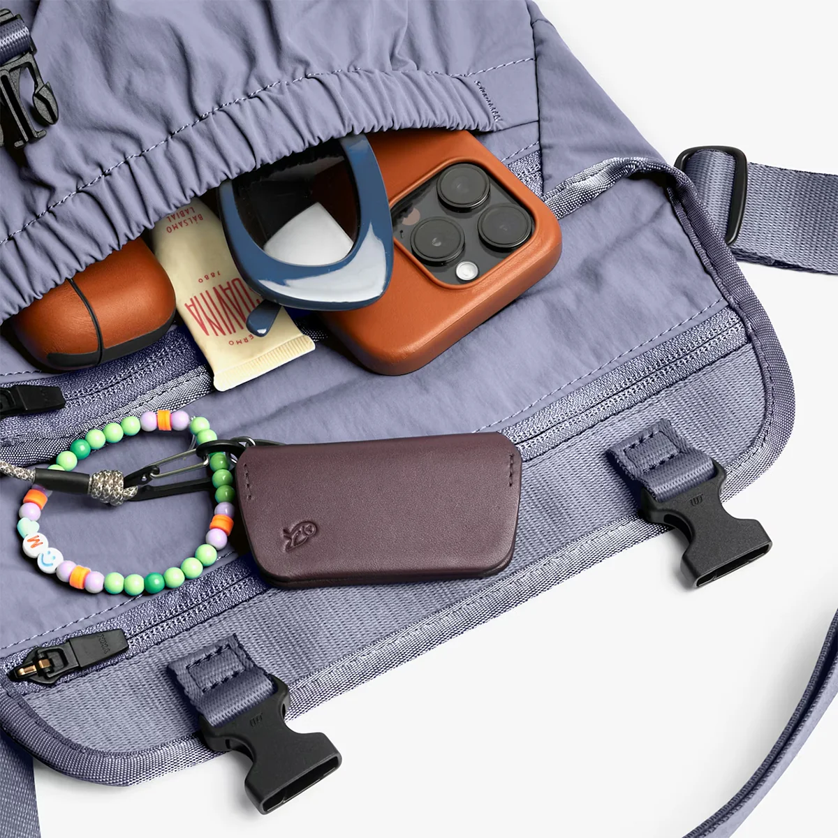 Bellroy Cinch Mini Messenger Lilac Haze - Image 4