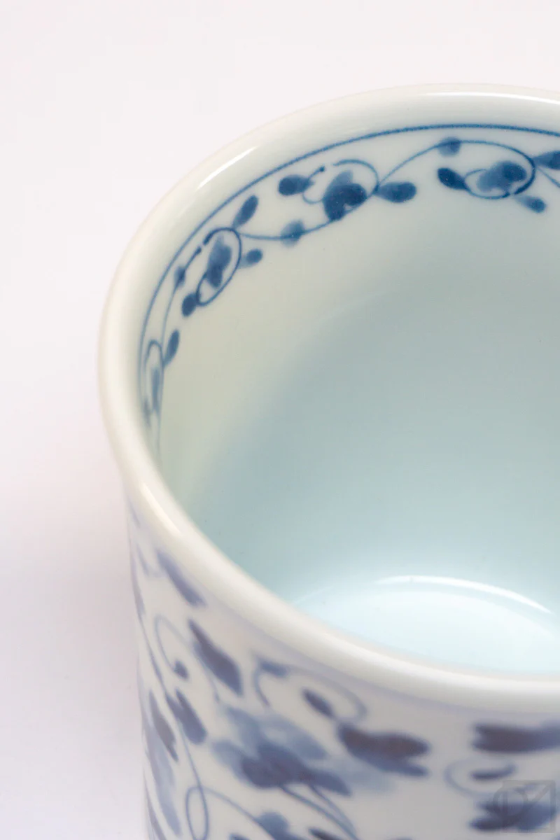 Blue & White Flowers 10oz Mug - Image 3