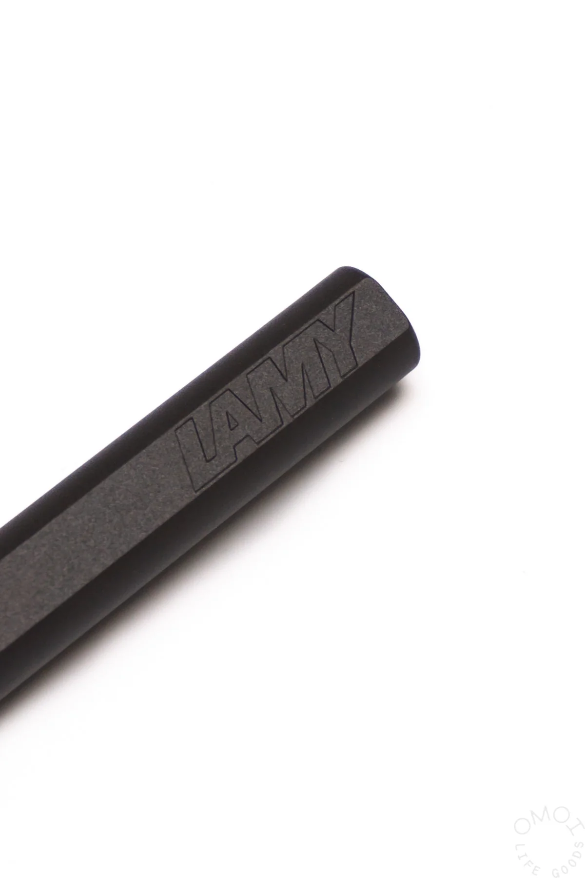 LAMY Safari Fountain Pen Fine Nib Umbra - Image 5