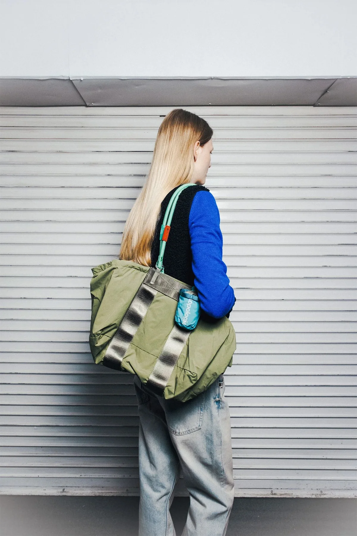 Topologie Summit Duffle Medium Deep Teal Tech Sateen - Image 10