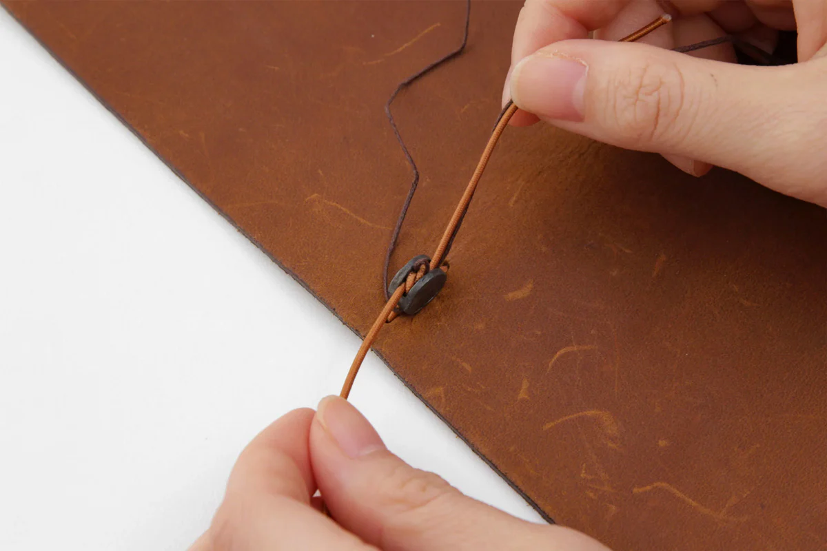 TRAVELER'S notebook 009 Repair Kit Standard Colors - Image 2