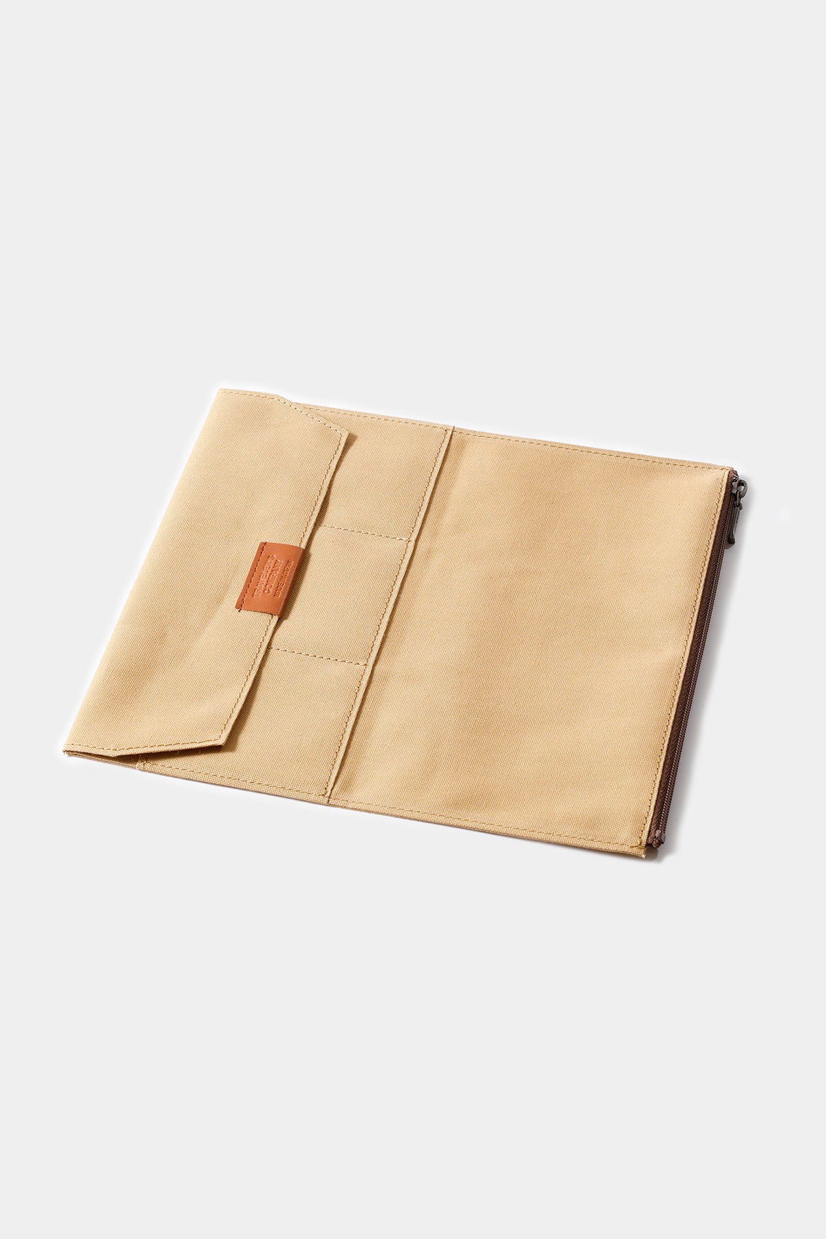 TRAVELER'S FACTORY Cotton Zipper Case Beige - Image 6