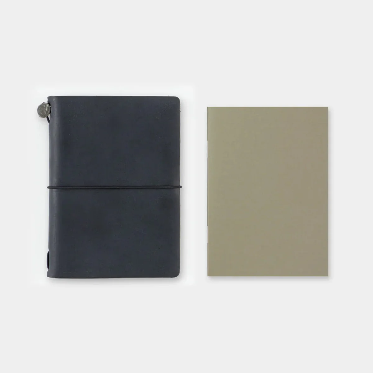 TRAVELER'S notebook Passport 007 Open Dated Weekly Planner - Image 5