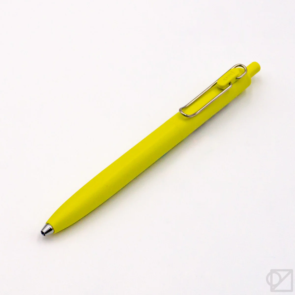 Uni-Ball One F 0.38mm Gel Pen - Image 3